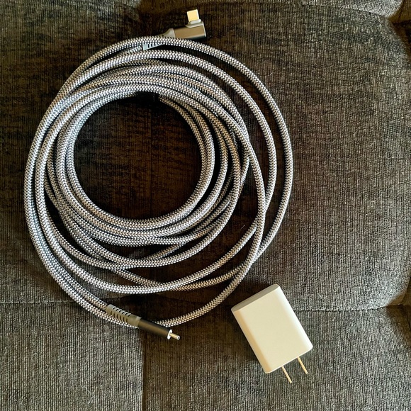 Oculus Quest 2 128GB. NWOT. VR Headset. Virtual Reality. Accessories Included. - Picture 9 of 12